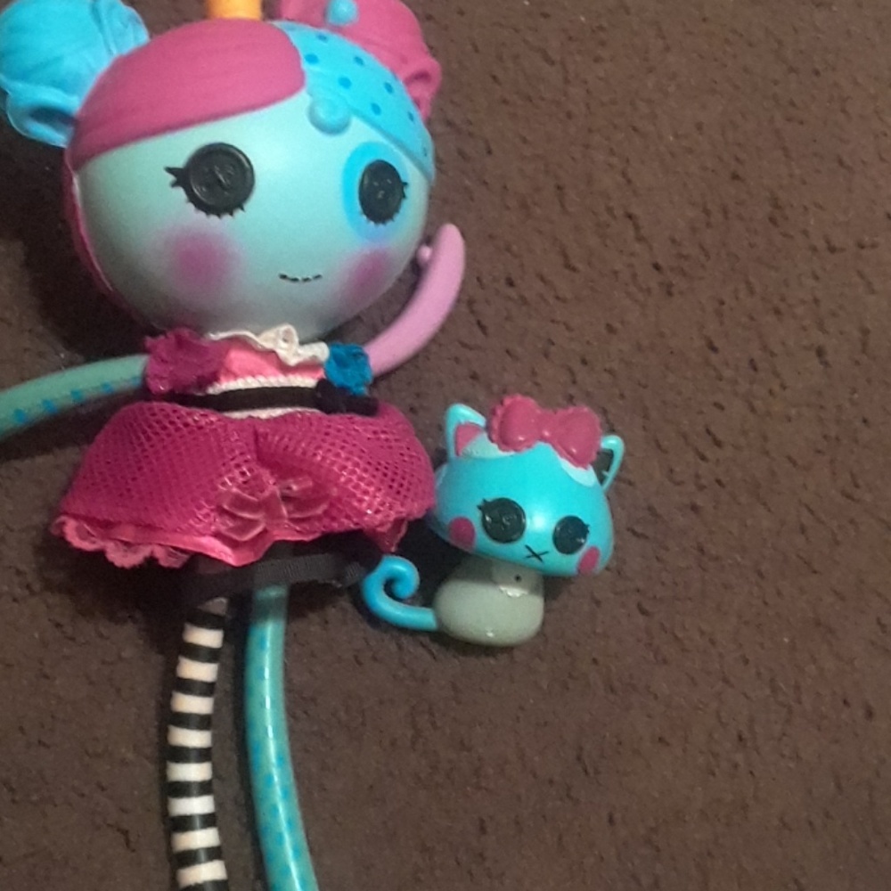 Lalaloopsy with pet